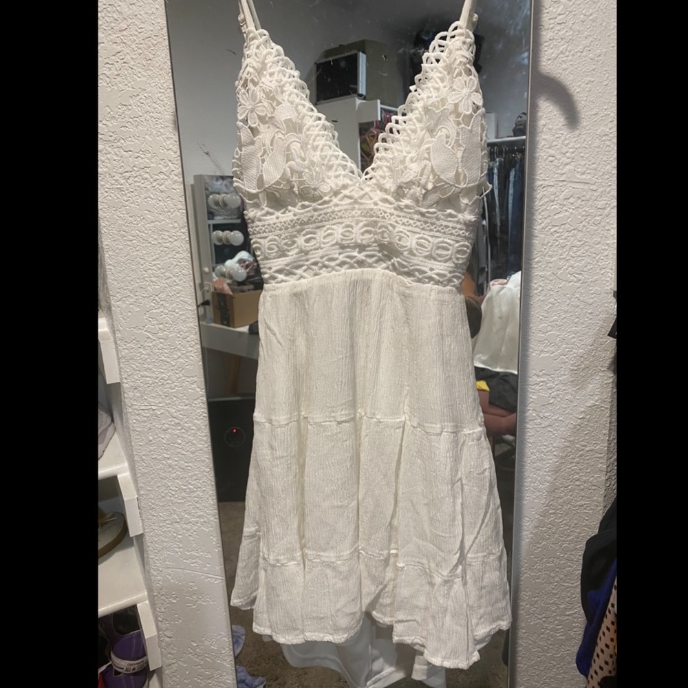 XS Ivory Windsor crochet V-Neck mini skater dress